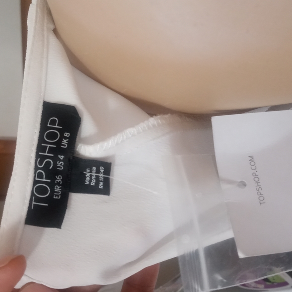 Top Shop Tie Front BackOut Blouse - Picture 4 of 5